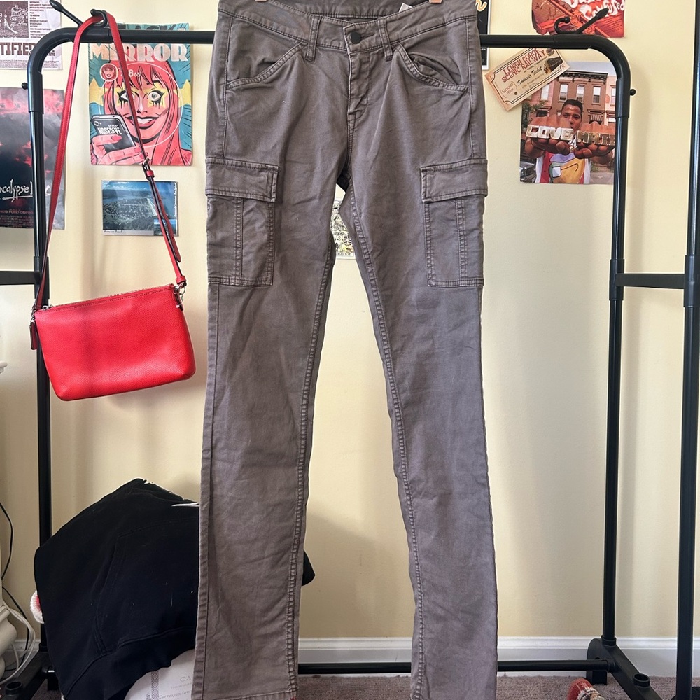 Uniqlo Women’s Brown Cargo Pants